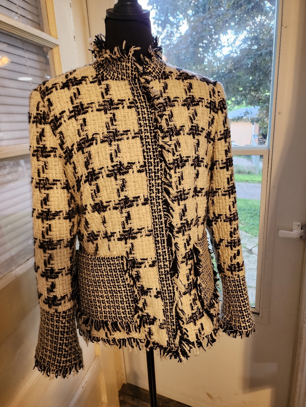 Harvey Benard Black White Tweed Houndstooth Fringe Trim Blazer Jacket Sz 10